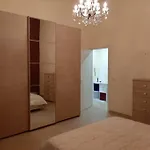 Chiara Home: Al Centro Di Catania